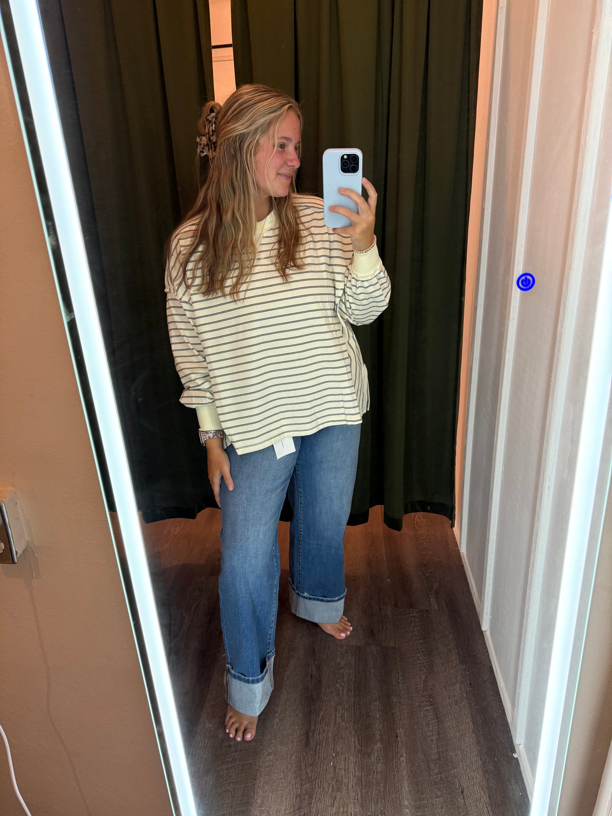 STRIPED LONG SLEEVE PULLOVER white & olive