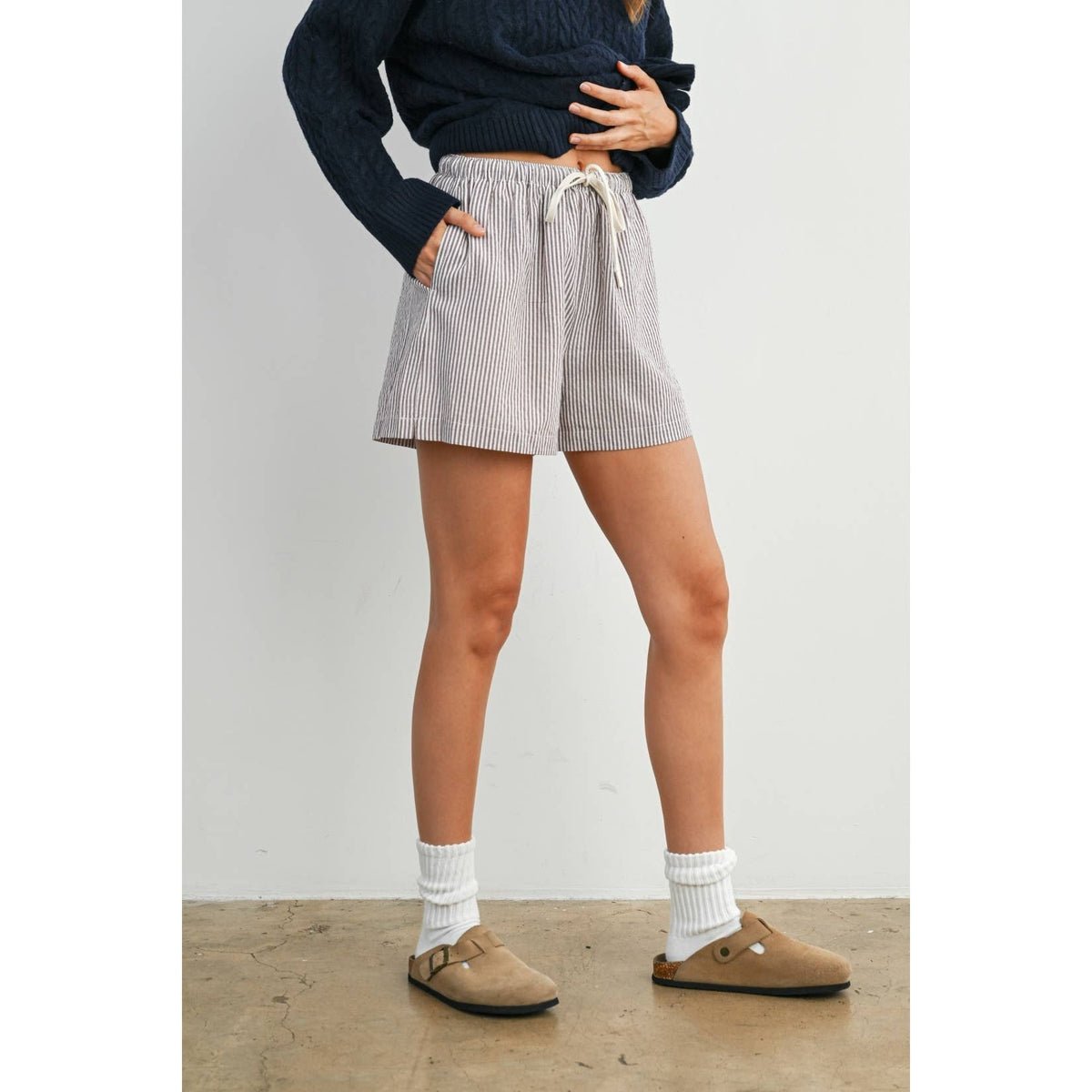 CASUAL FALL SHORT