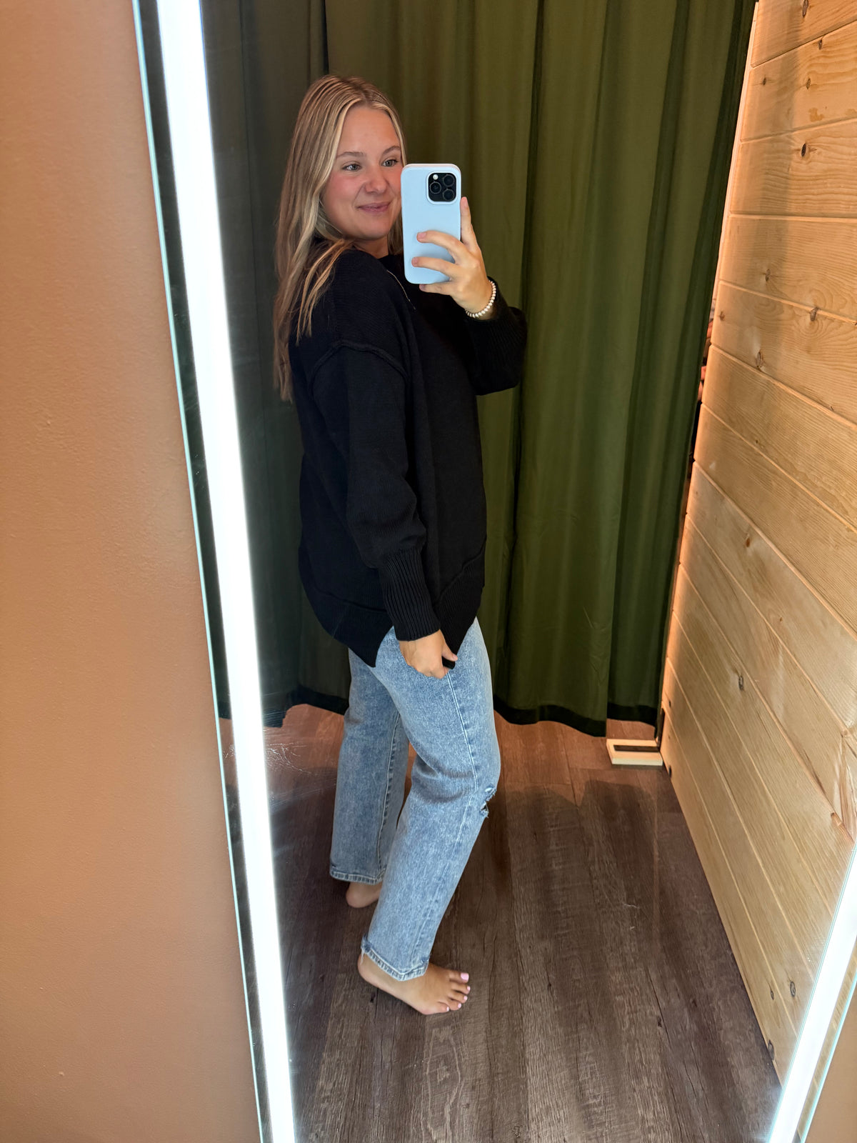 INA SWEATER