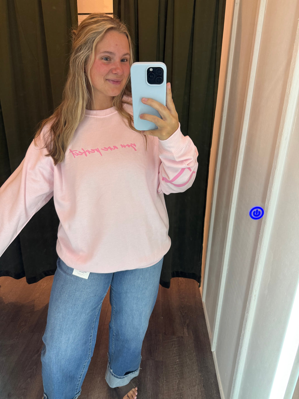 WORTHY LIGHT PINK SWEATSHIRT
