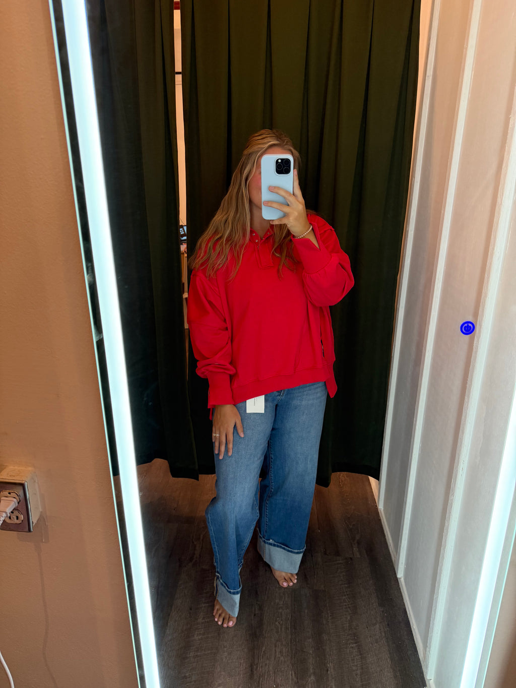 TAMIKA HENLEY SWEATSHIRT