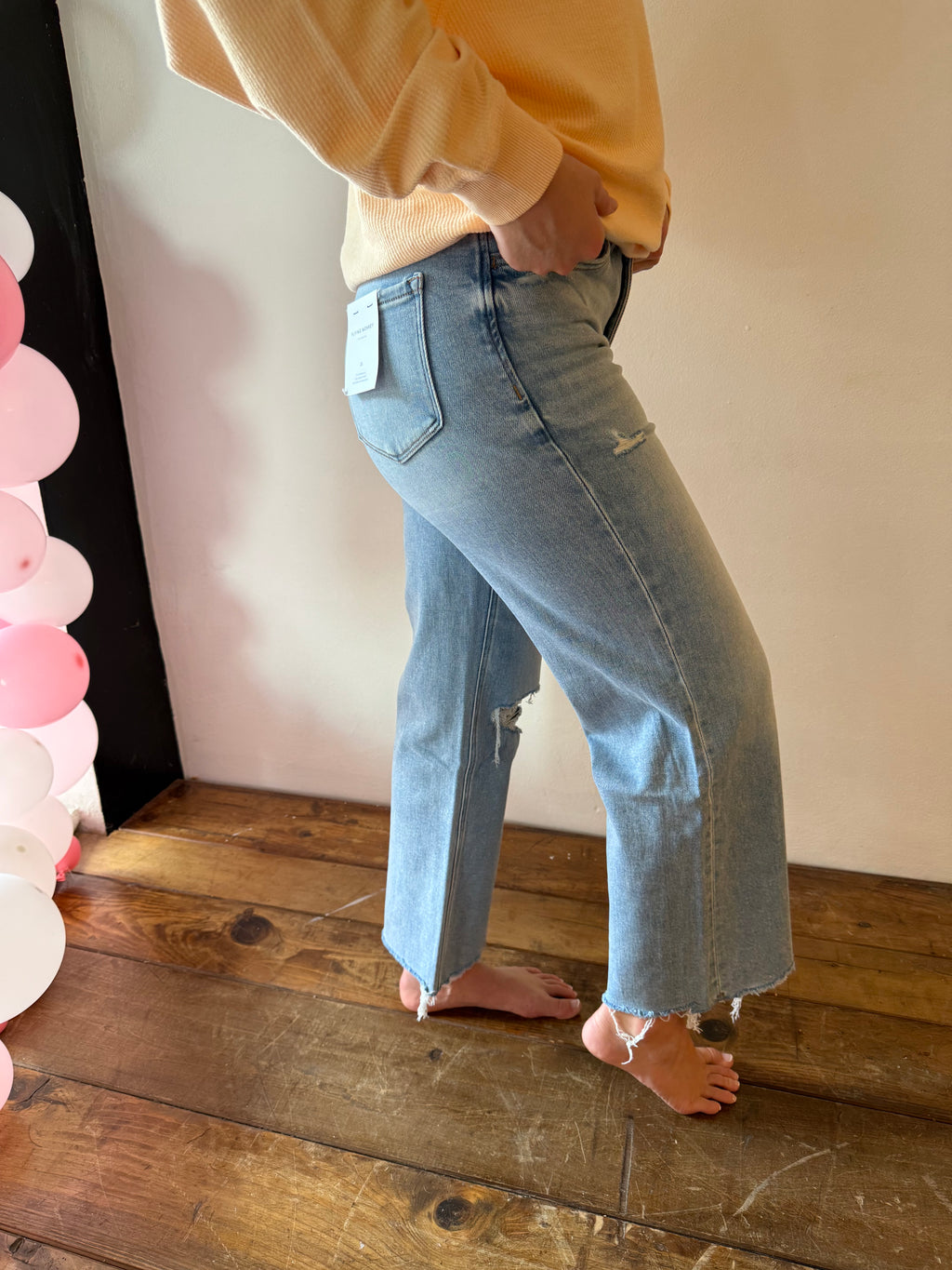HALLE JEANS