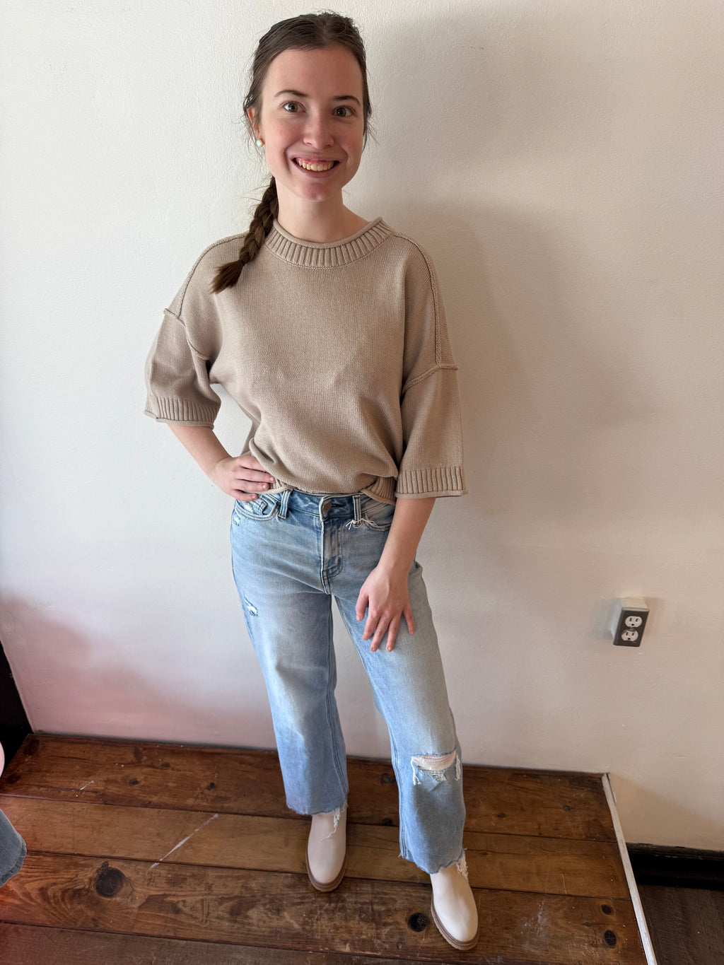 SOFT OATMEAL TEE