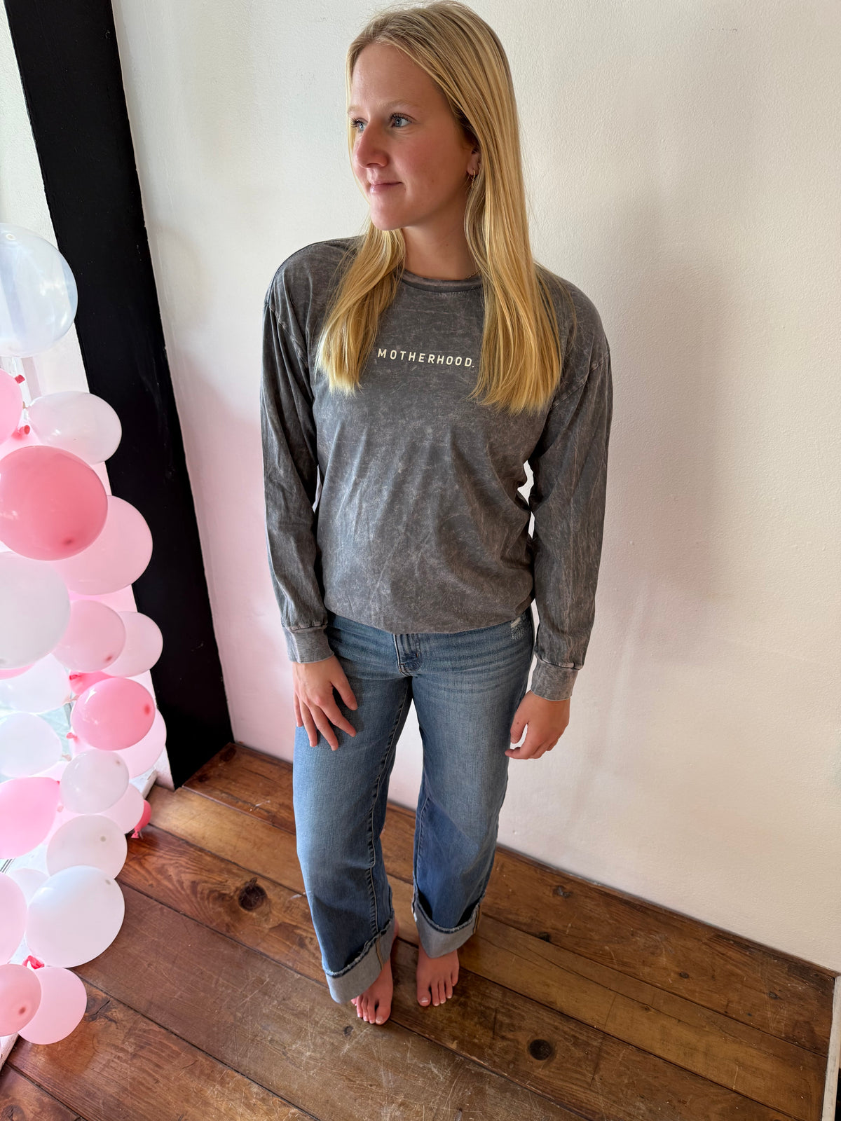 MOTHERHOOD MINERAL WASH TEE