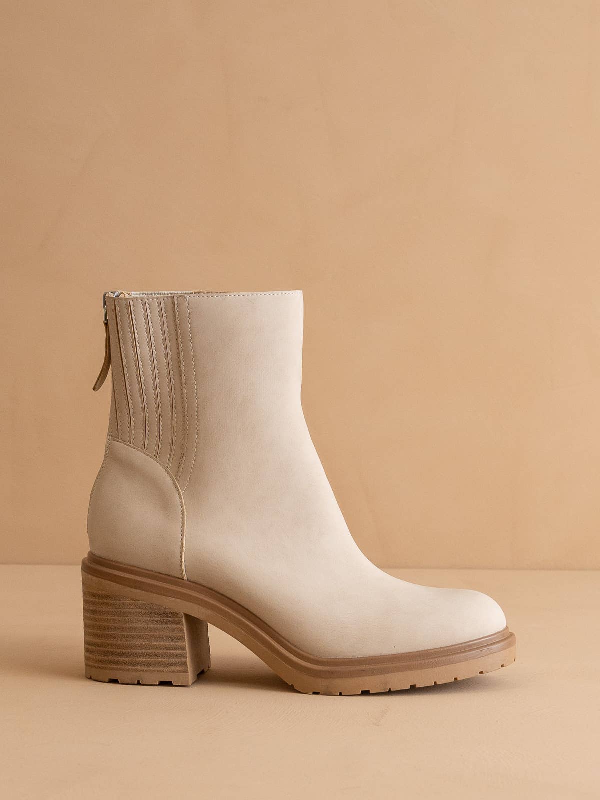 The Megan | Light Grey Chelsea Bootie