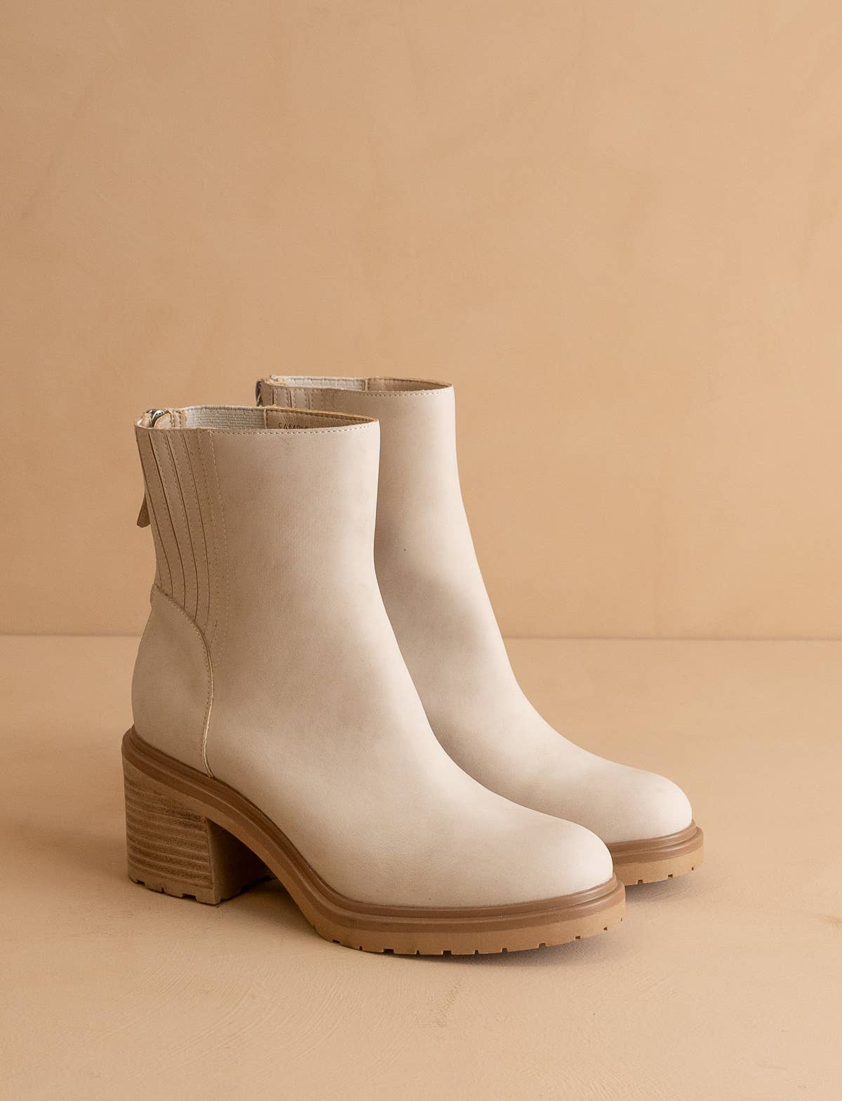 The Megan | Light Grey Chelsea Bootie